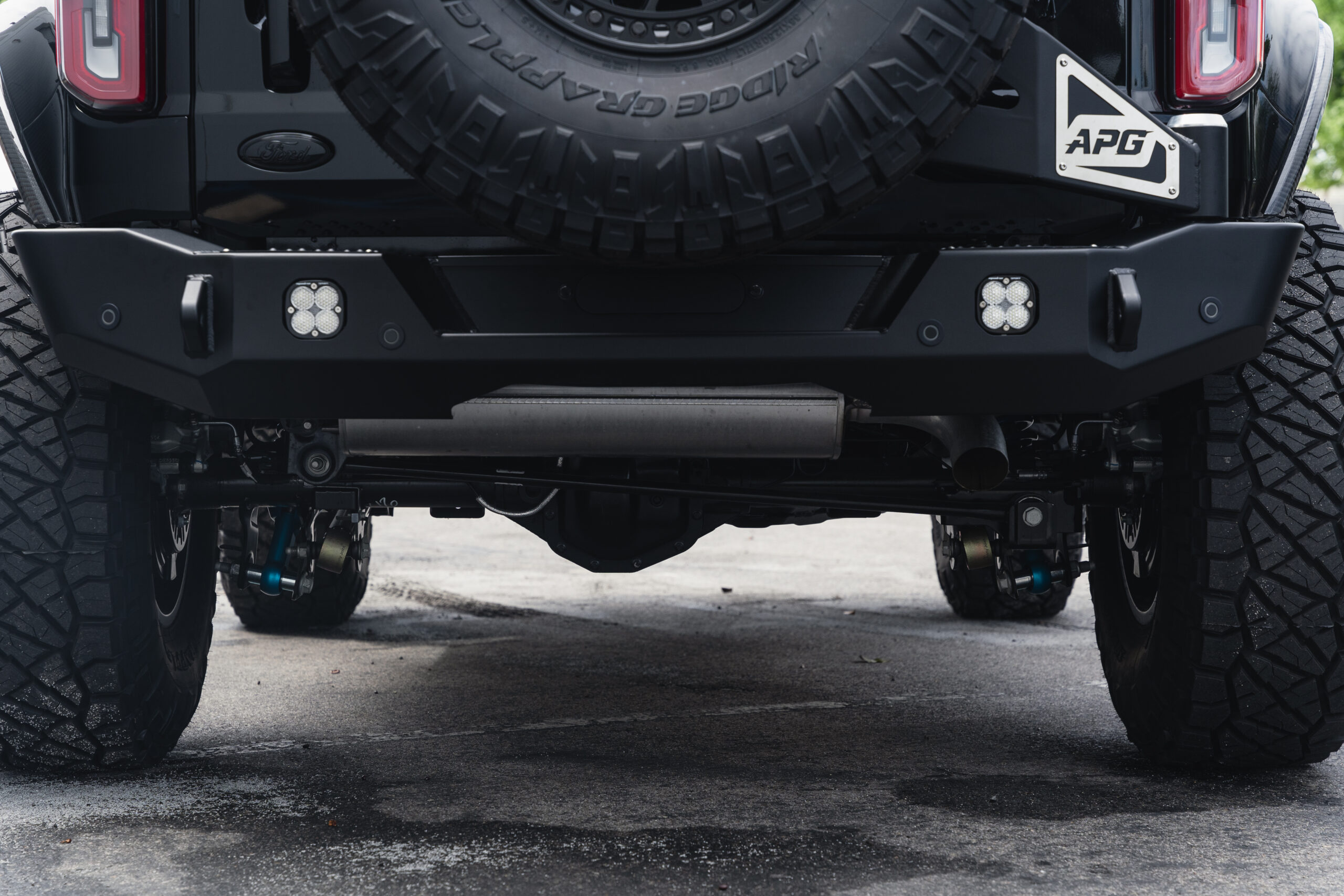 Bronco ProRunner Carbon Fiber Wide Body System (2-door) - Image 27